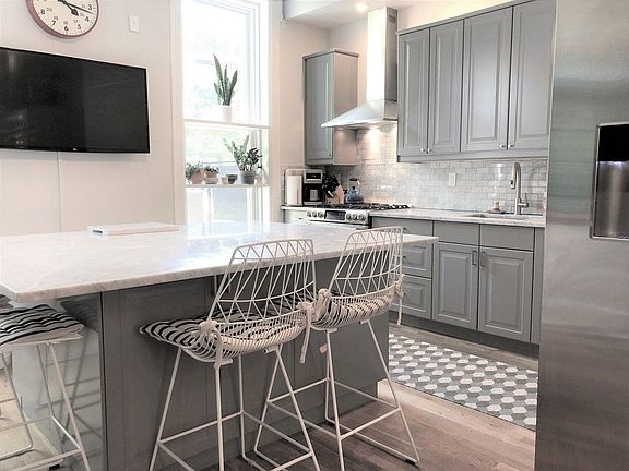 3rd image of 478 Greene Ave #1