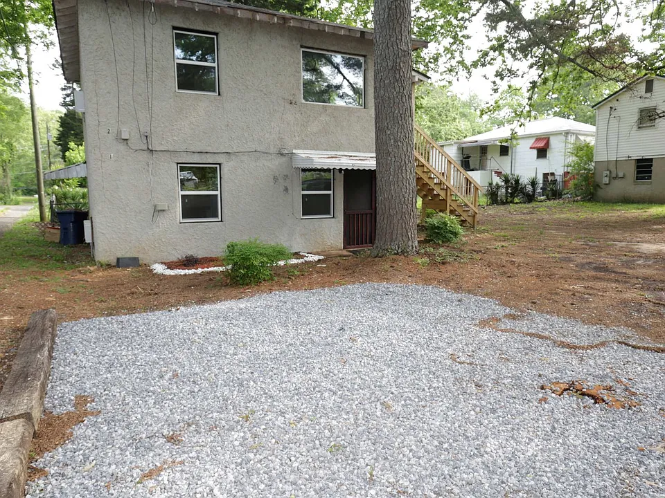 2702 Old Quintard Ave