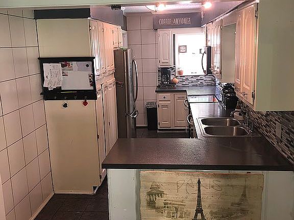 Kitchen appliances stay 