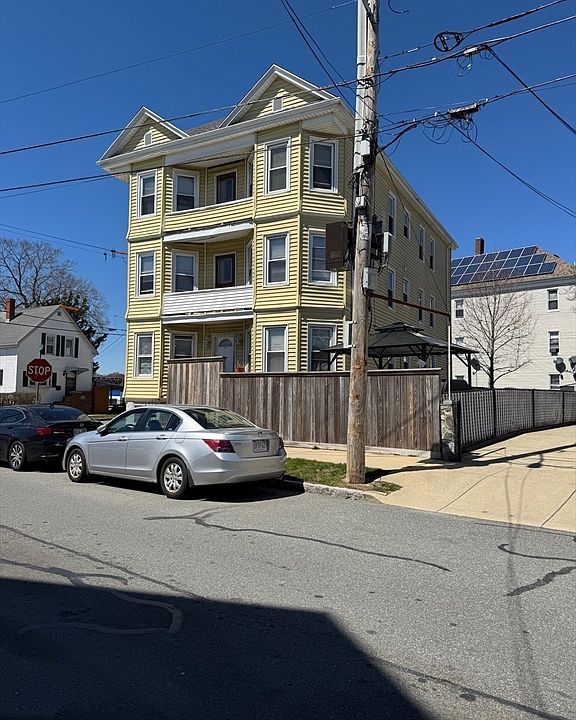 1st image of 377 Earle St