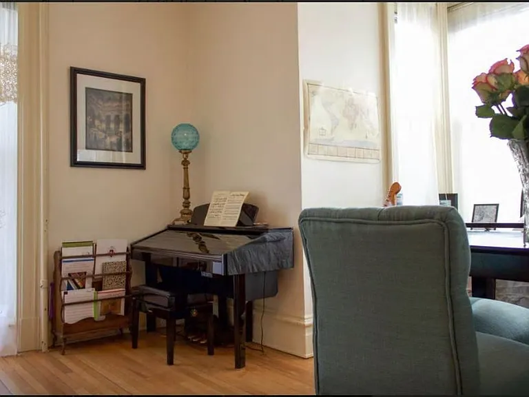 104 E Gilman St — Photo 9