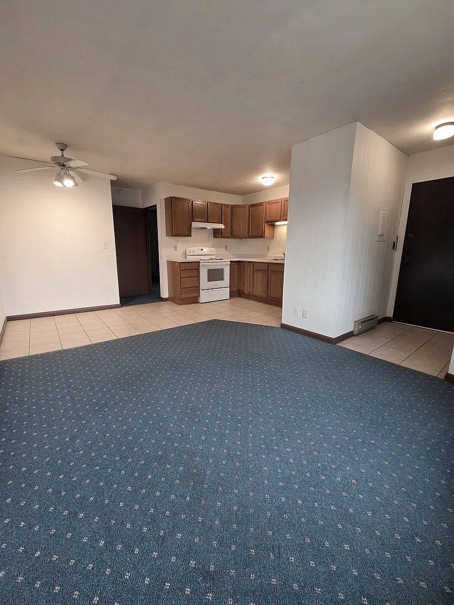 Building Photo - 3845 Cliffside Dr #3845