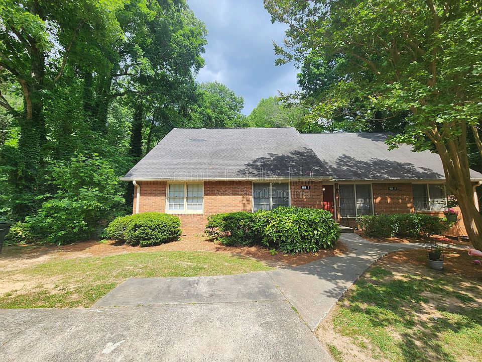 1st image of 2101 Wexford Dr #A-1