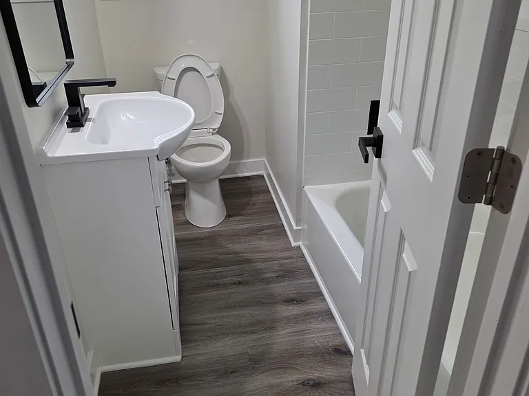 3402 Cliff Ave — Photo 3