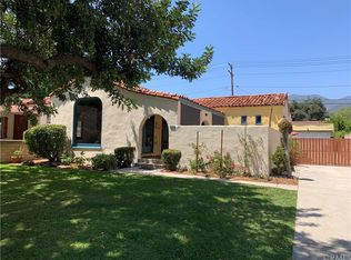 2445 E Villa St, Pasadena, CA 91107