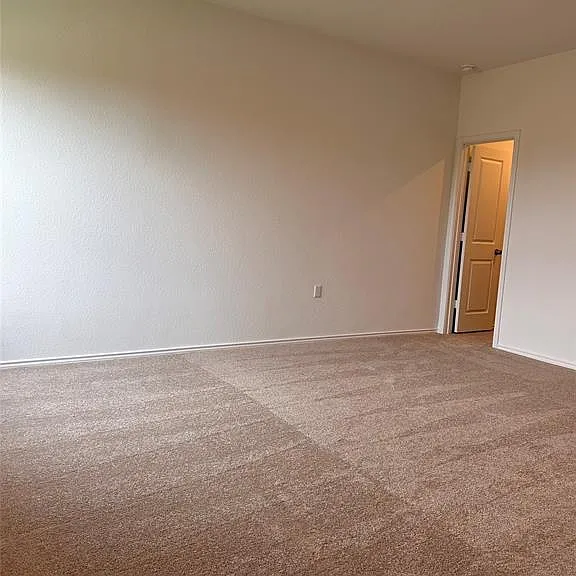 2525 Willkomen Way — Photo 9