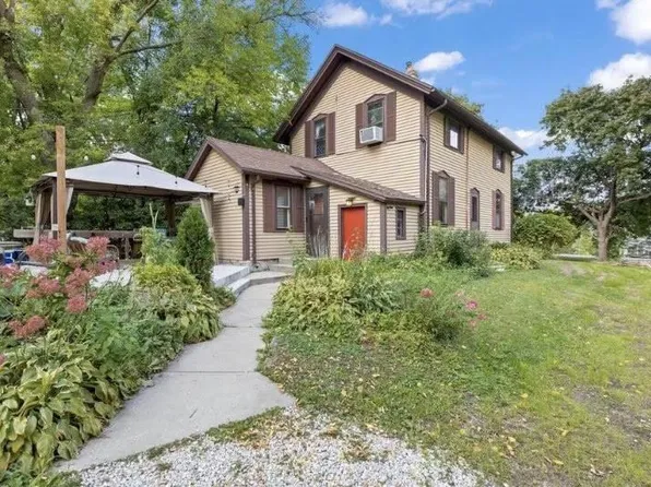 16185 West Lisbon ROAD, Brookfield, WI 53005