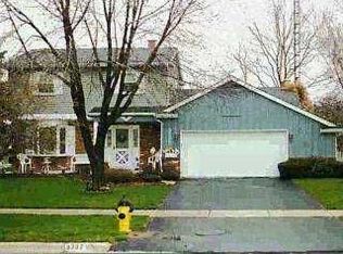 3337 Hazelton Dr, Oregon, OH 43616