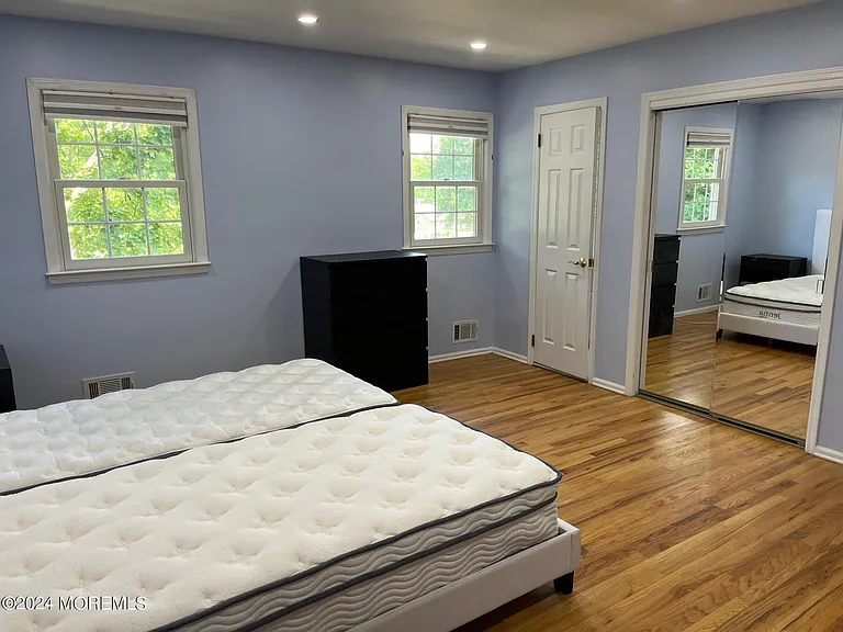 106 Pear St — Photo 16