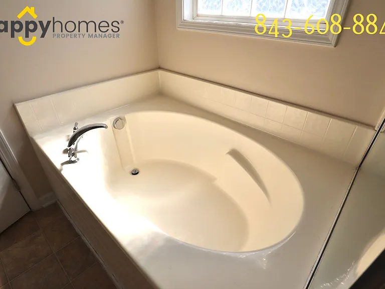 9650 Islesworth Way — Photo 10