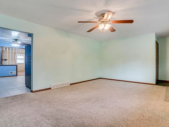 3rd image of 1011 Shenandoah Ave