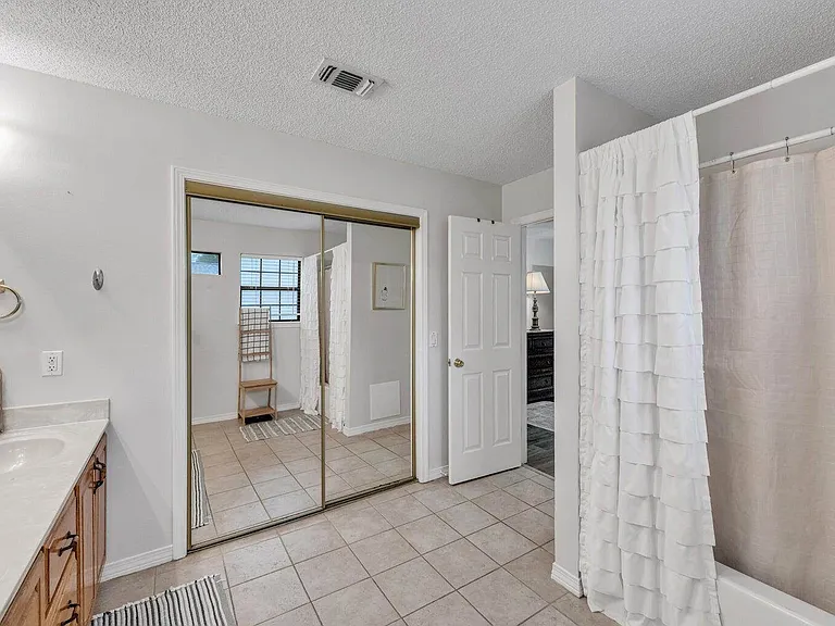 6453 Garden Dr — Photo 16