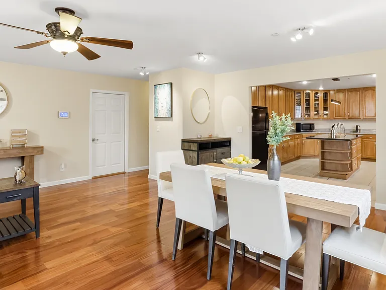 609 Stanford Ave — Photo 18