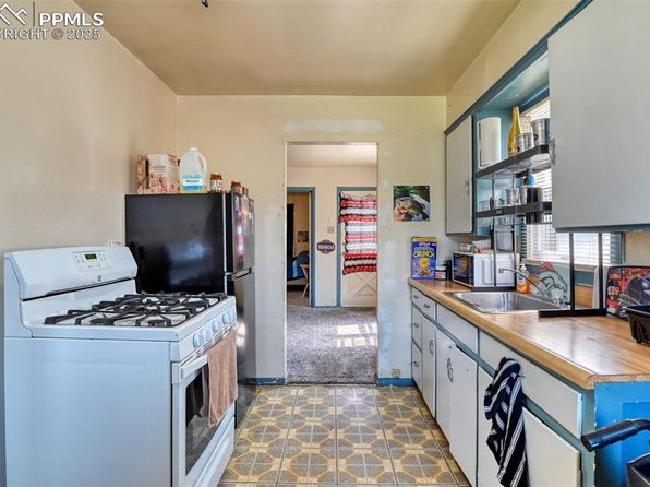 colorado-springs-colorado-13666419 picture