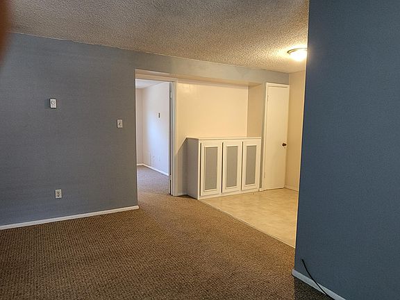 4th image of 1125 E Ramona Ave #1