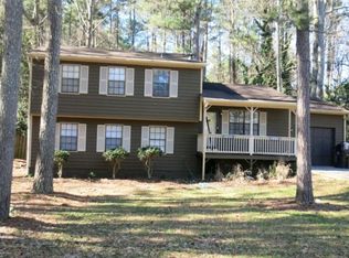412 Independence Dr, Jonesboro, GA