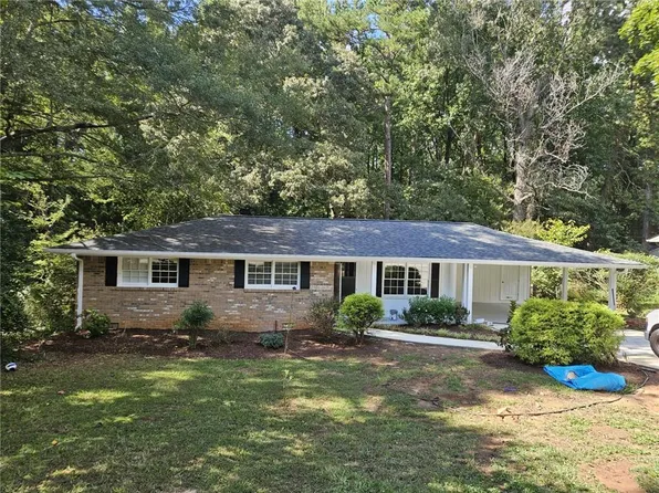 4595 Lincoln Way SW, Lilburn, GA 30047