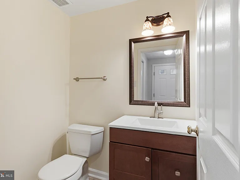 11712 Mossy Creek Ln — Photo 6
