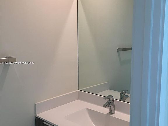 3rd image of 10461 NW 82nd St #26