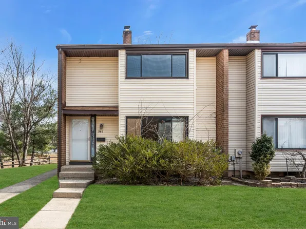 945 Jamestown Rd, East Windsor, NJ 08520