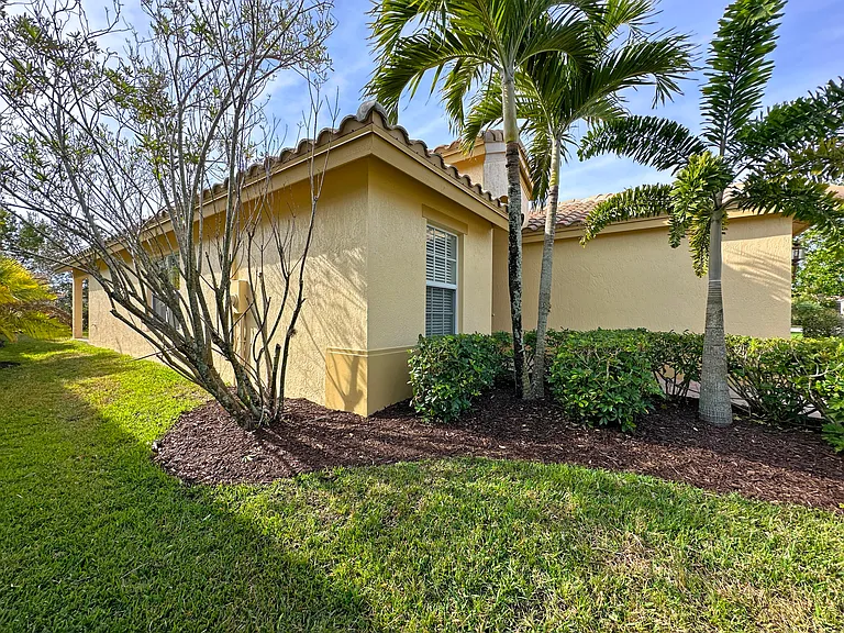 11329 SW Birch Tree Cir — Photo 4