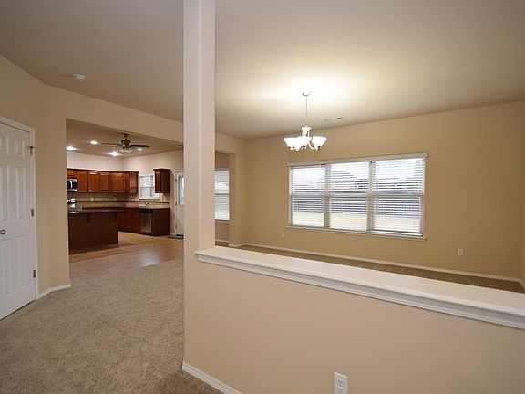 4th image of 2914 N 14th Ct