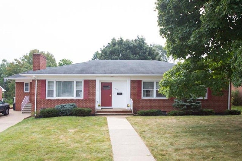 1st image of 1016 S Dogwood Dr