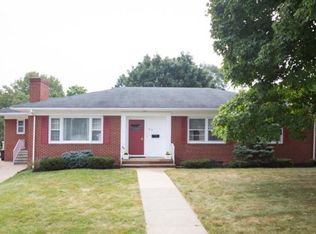 1016 S Dogwood Dr, Harrisonburg, VA 22801