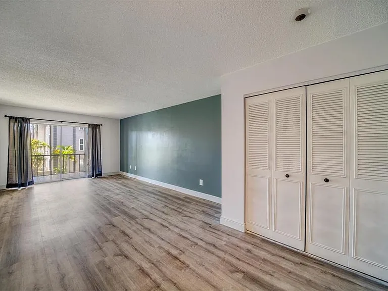8693 Bardmoor Blvd #205 — Photo 7