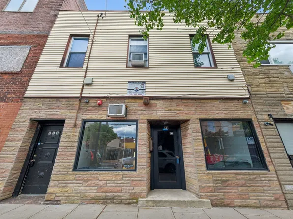 610 New York Avenue image 1 of 33