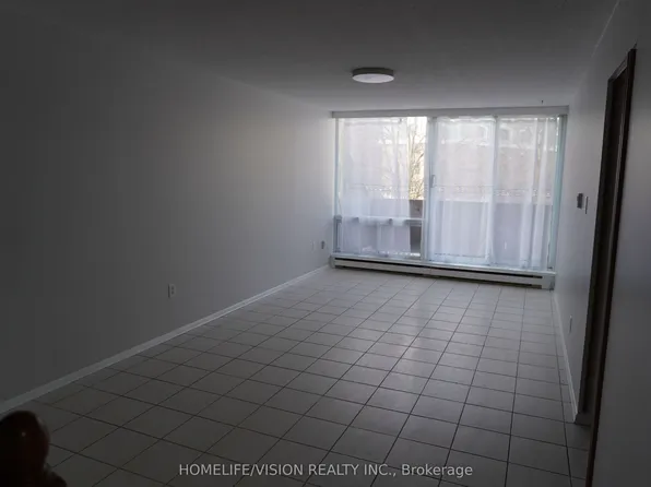 3765 Sheppard Ave E #217, Toronto, ON M1T 3R7
