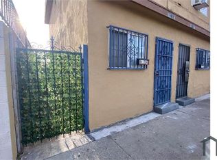 8417 S San Pedro St, Los Angeles, CA 90003