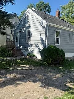 1st image of 616 Ann St SE