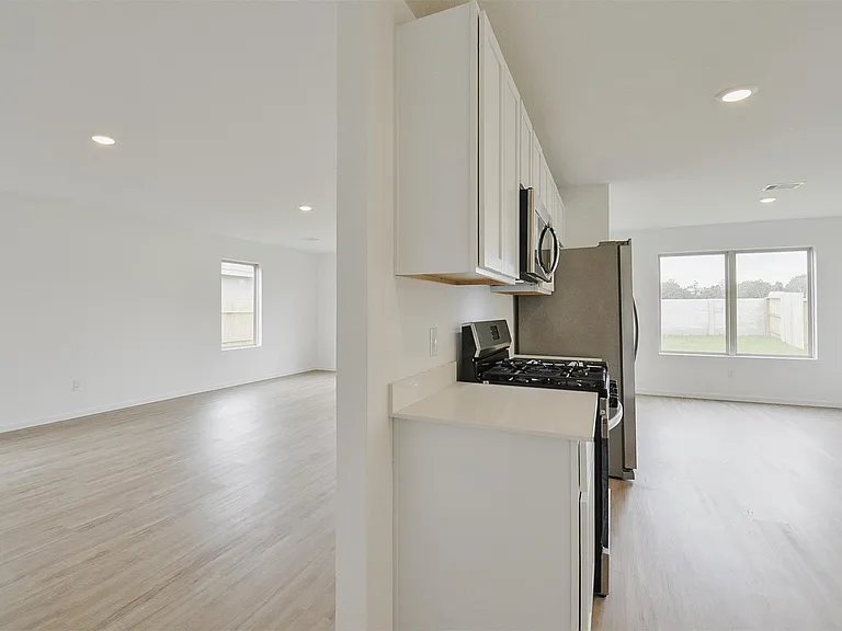 18566 Cepagatti Dr — Photo 15