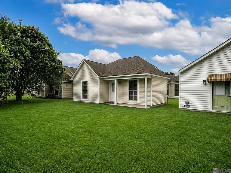 3437 Myrtle Grove Dr — Photo 2