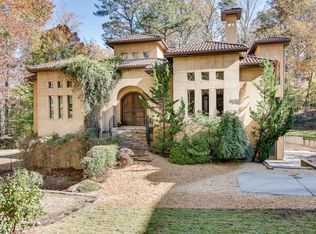 3725 Peachtree Dunwoody Rd NE, Atlanta, GA 30342