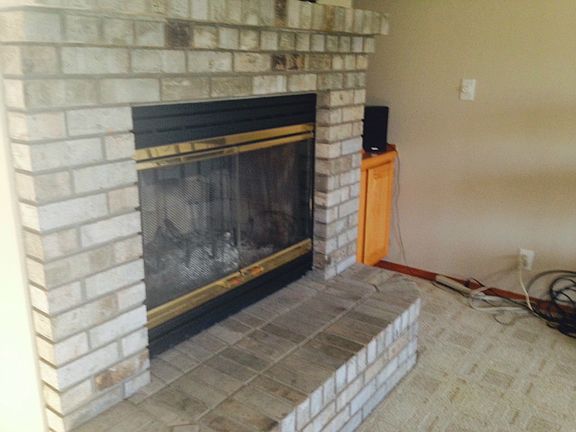 3rd image of 4585 Bluff Dr NE