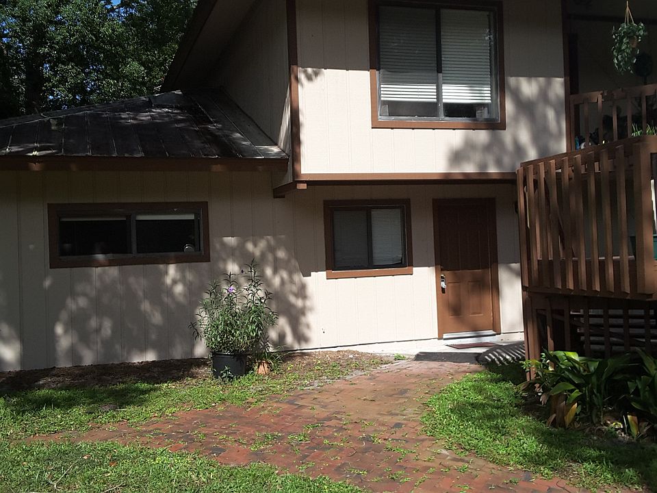 1st image of 425 Geneva Dr #1