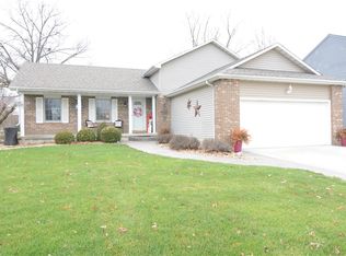 2683 Glen Briar Pl, Decatur, IL 62521