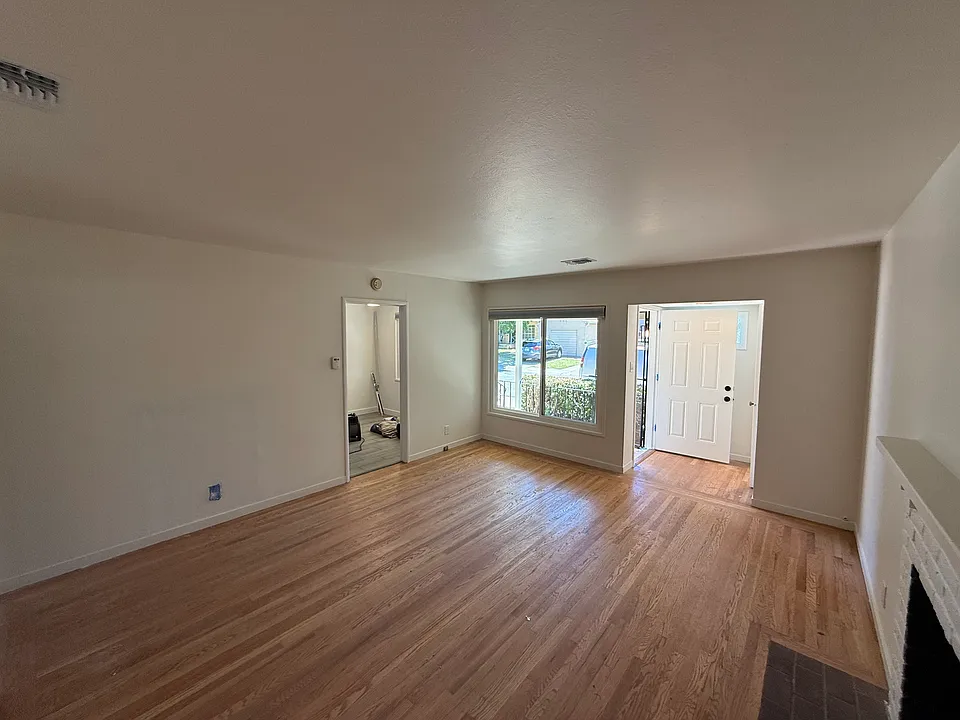 5405 Q St #1