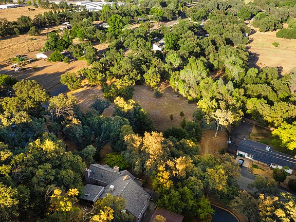 4th image of Xxxx Maynard Rd