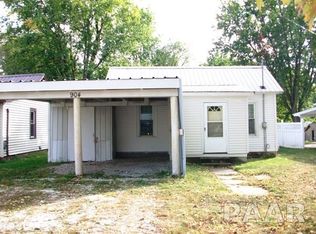 904 W Locust St, Canton, IL 61520