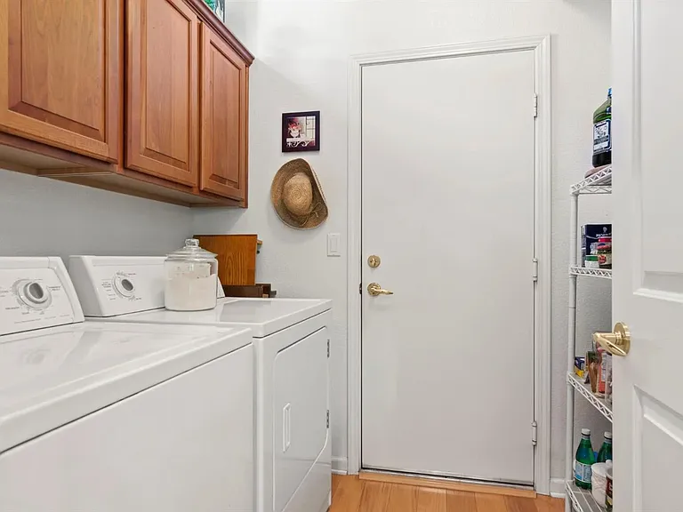 2456 Granite Ln — Photo 10