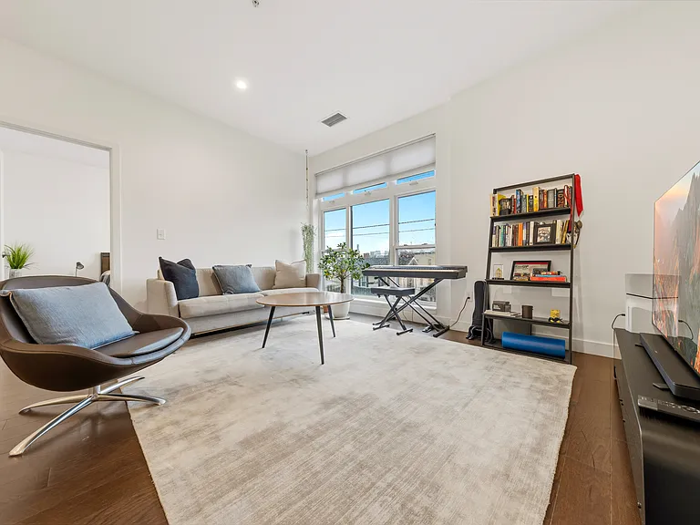 197 Washington St #308 — Photo 5