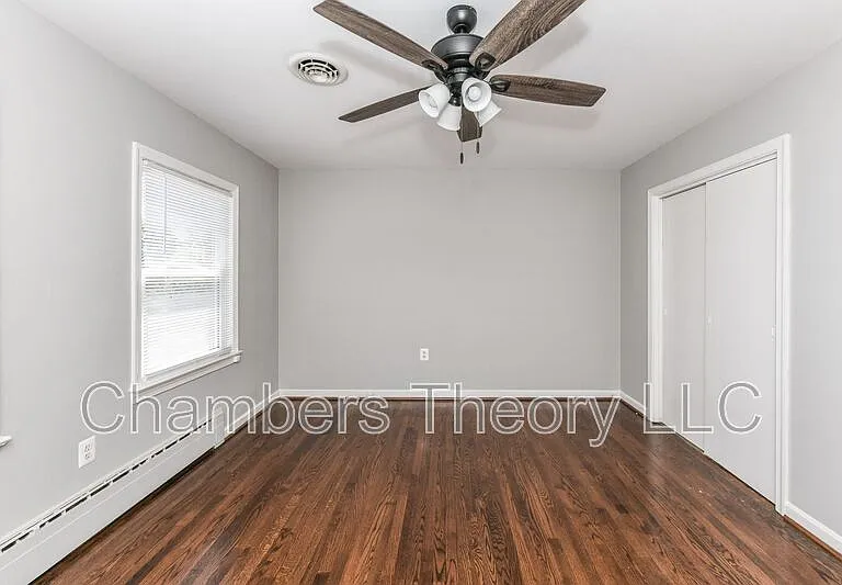 130 S 29th St #4 — Photo 9