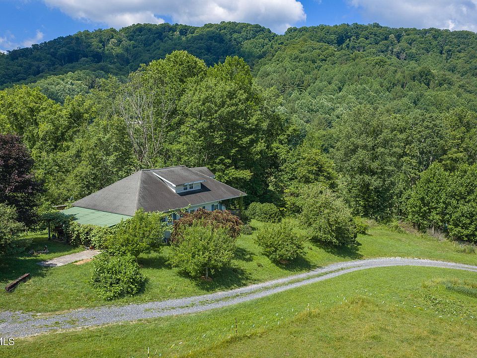 1st image of 120 Teaberry Rd