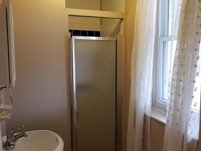 1st floor bathroom