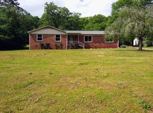 615 Bennett Dairy Rd, Spartanburg, SC 29307