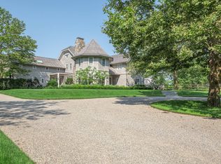 200 Guyer Rd, Water Mill, NY 11976