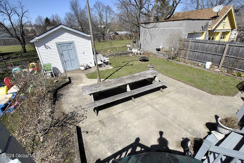 5th image of 65 Summit Avenue